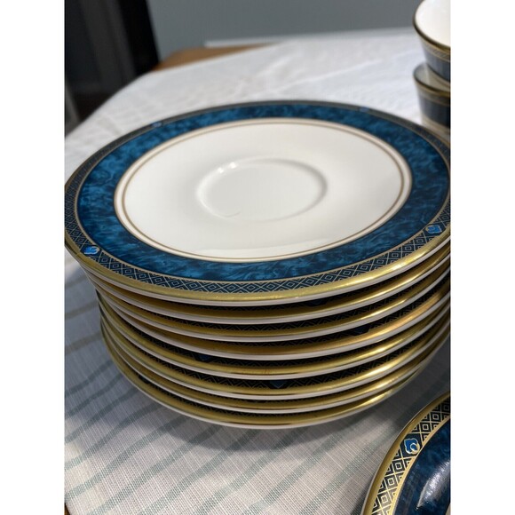 Royal Doulton Biltmore Blue Gold Rimmed Coffee Tea Cups & Saucers 18pc - Picture 5 of 12